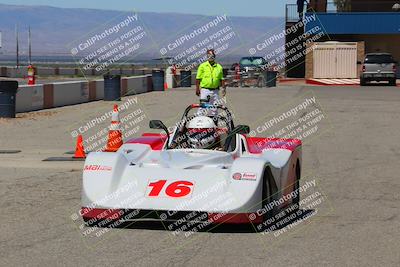 media/Jun-05-2022-CalClub SCCA (Sun) [[19e9bfb4bf]]/Around the Pits/